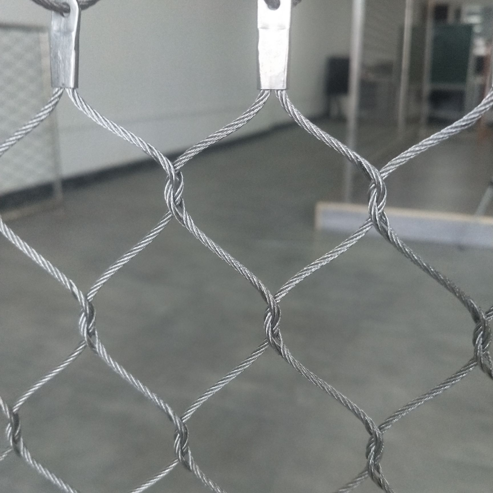 鋼絲繩網使用一段時間之后出現損壞怎么修補